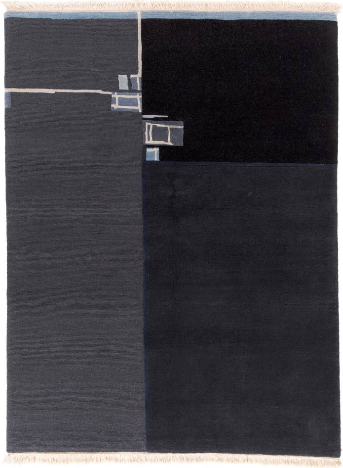 Detail image of 5' x 6' 7 Hand Knotted Tibet Wool Rug