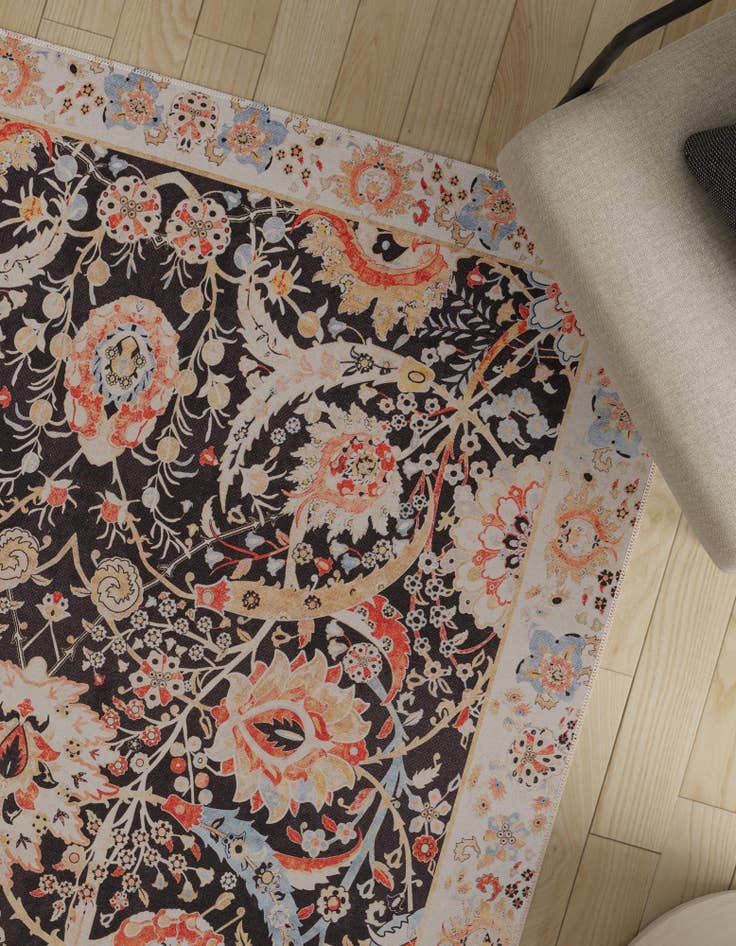 Detail image of 6' 1 x 9' Timeless Rug