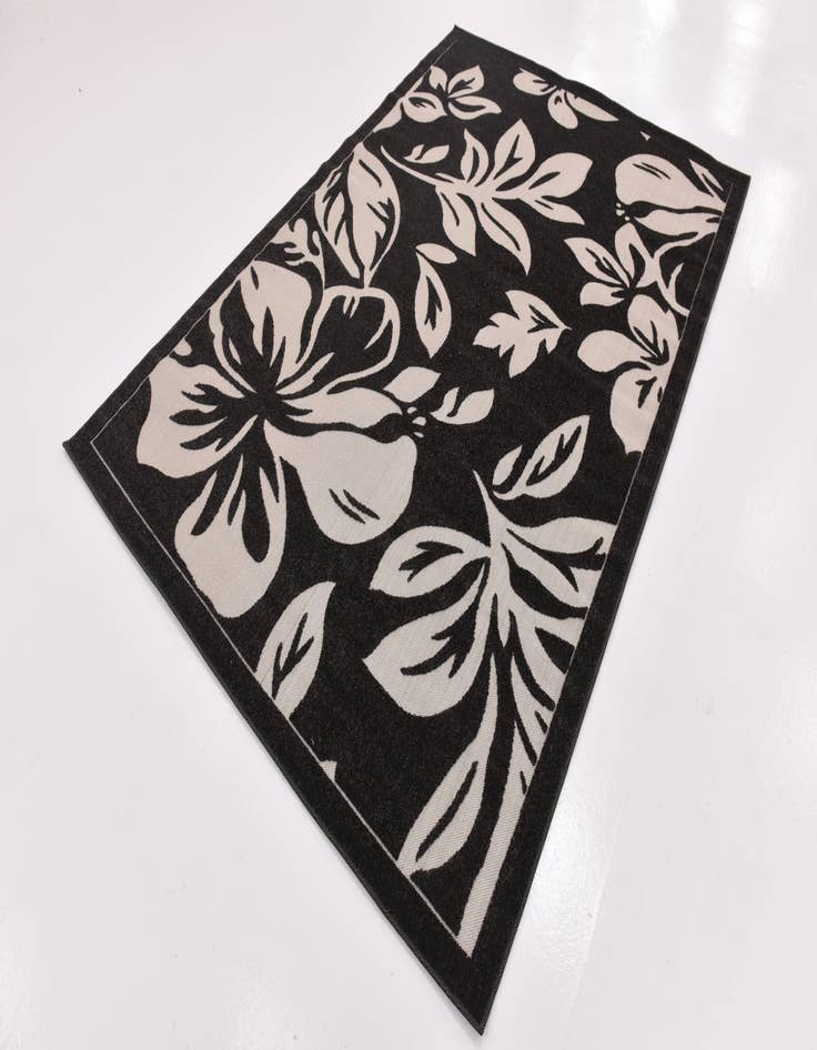 Detail image of 6' x 9' Transitional Rug