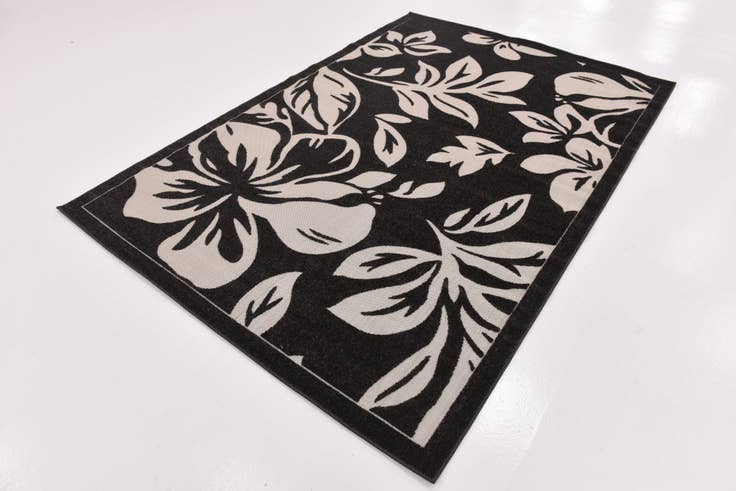 Detail image of 6' x 9' Transitional Rug