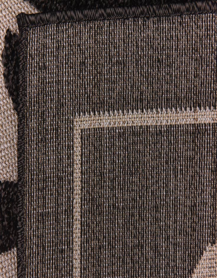 Detail image of 6' x 9' Transitional Rug