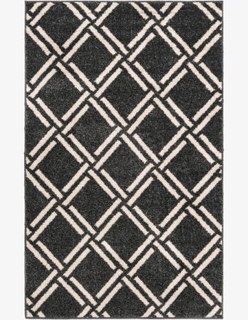 3' 3 x 5' 3 Trellis Rug