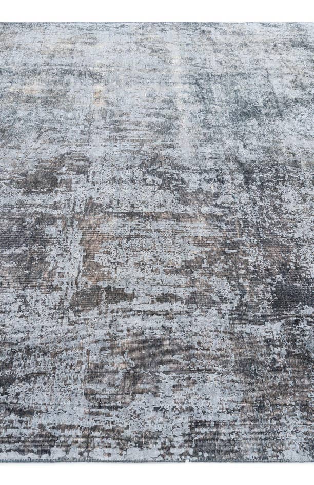 Detail image of 7' x 9' 10 Hand Knotted Ultra Vintage Persian Wool Rug
