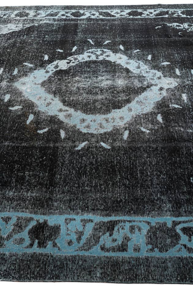 Detail image of 8' 4 x 11' Hand Knotted Ultra Vintage Persian Wool Rug