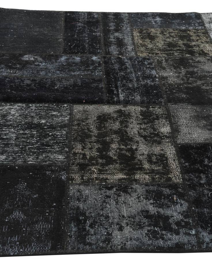 Detail image of 5' x 6' 6  Hand Knotted Ultra Vintage Persian Wool Rug