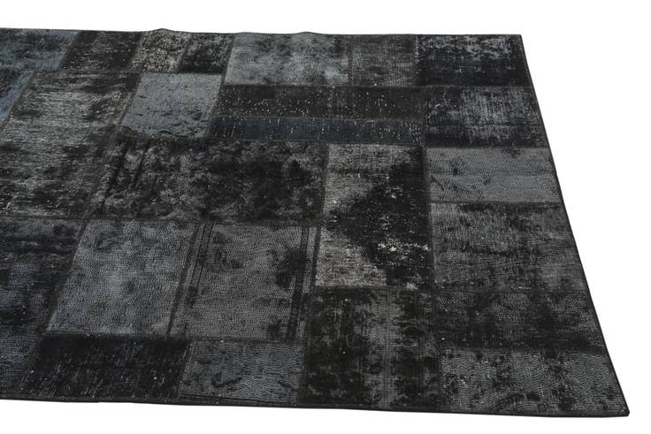 Detail image of 5' x 6' 8 Hand Knotted Ultra Vintage Persian Wool Rug