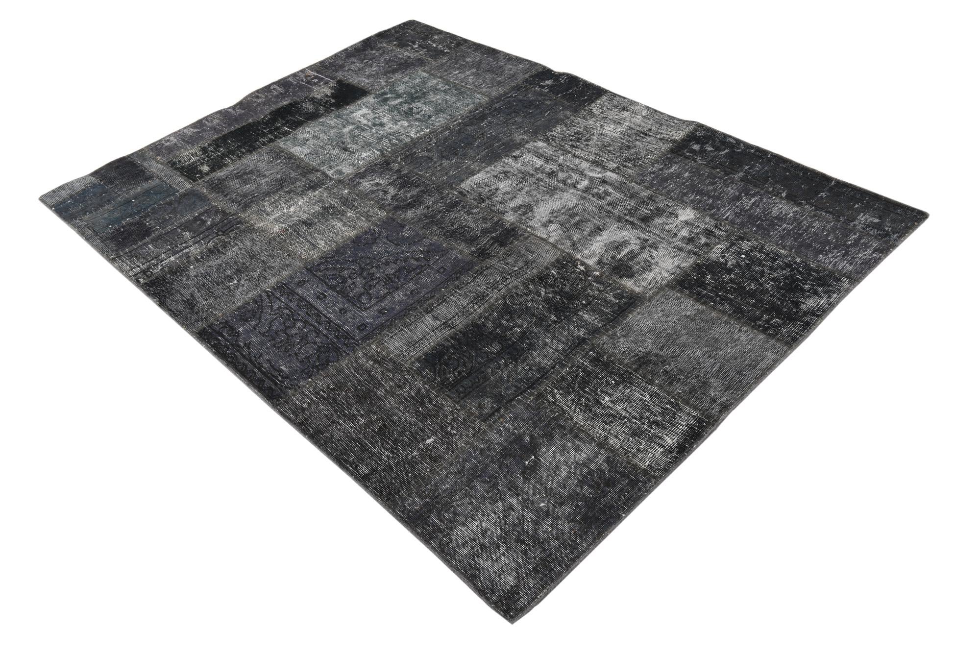 5' x 7' Hand Knotted Ultra Vintage Persian Wool Rug