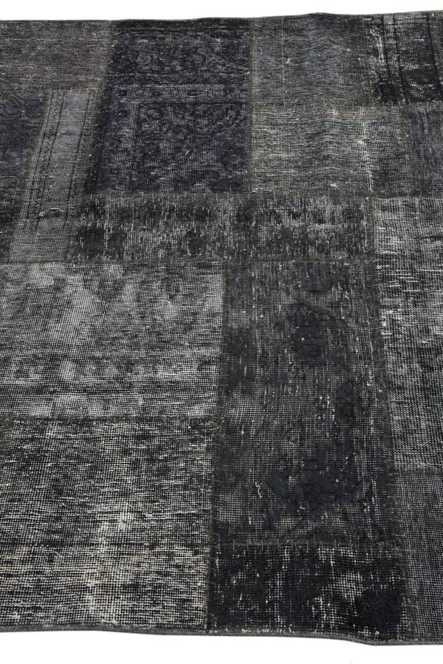 Detail image of 5' x 7' Hand Knotted Ultra Vintage Persian Wool Rug