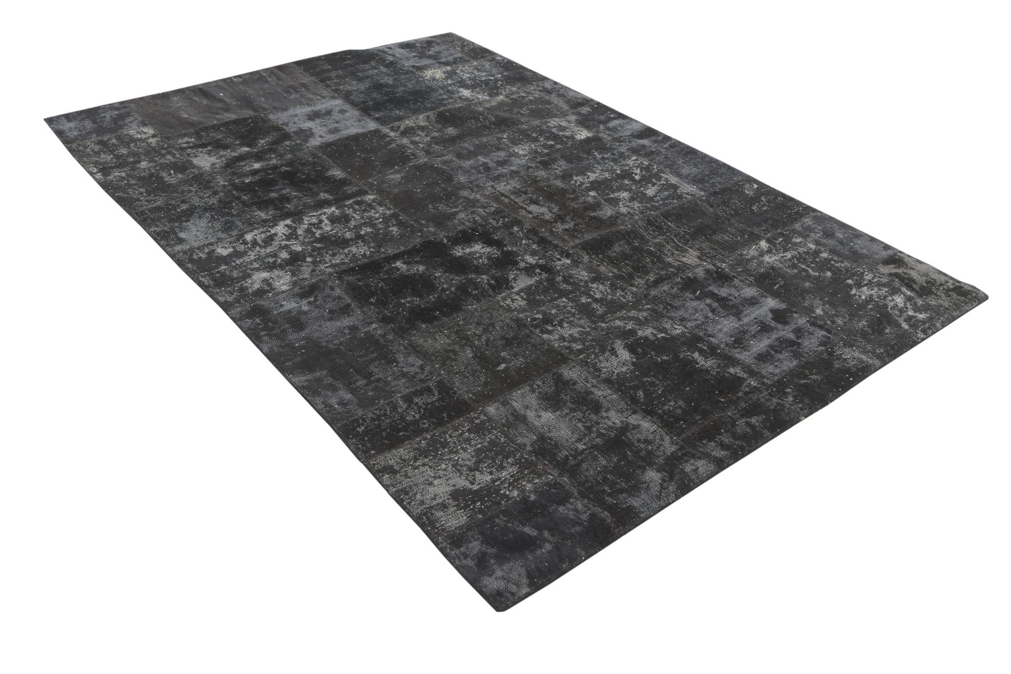 5' 7 x 8' Hand Knotted Ultra Vintage Persian Wool Rug
