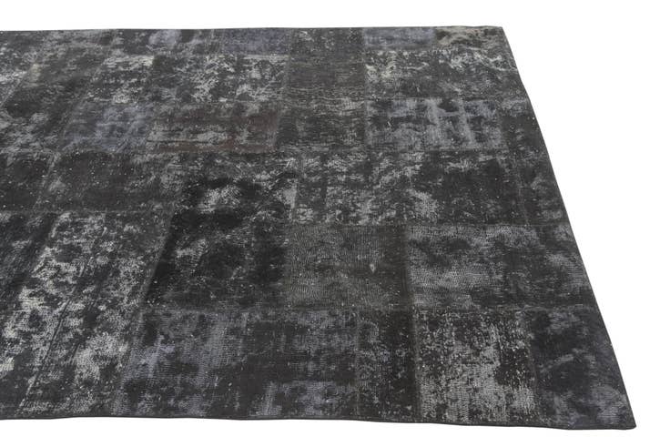 Detail image of 5' 7 x 8' Hand Knotted Ultra Vintage Persian Wool Rug