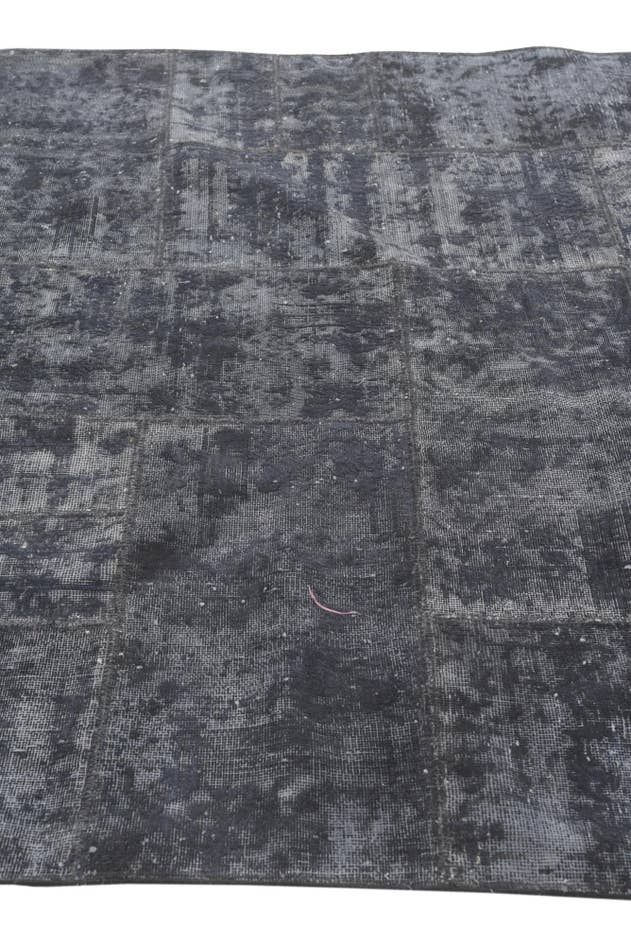 Detail image of 5' 8 x 7' 10 Hand Knotted Ultra Vintage Persian Wool Rug