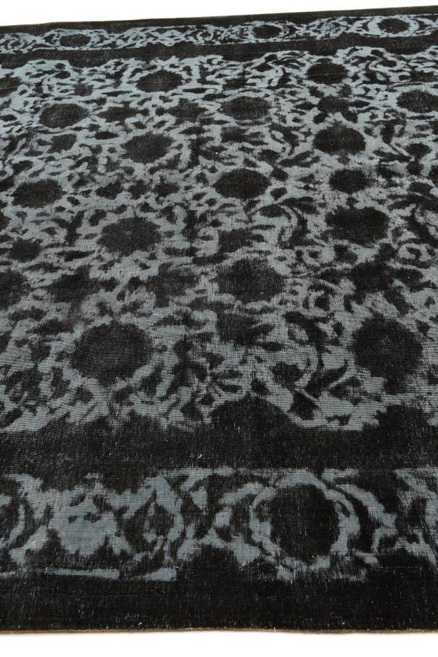 Detail image of 9' 6 x 12' 3 Hand Knotted Ultra Vintage Persian Wool Rug