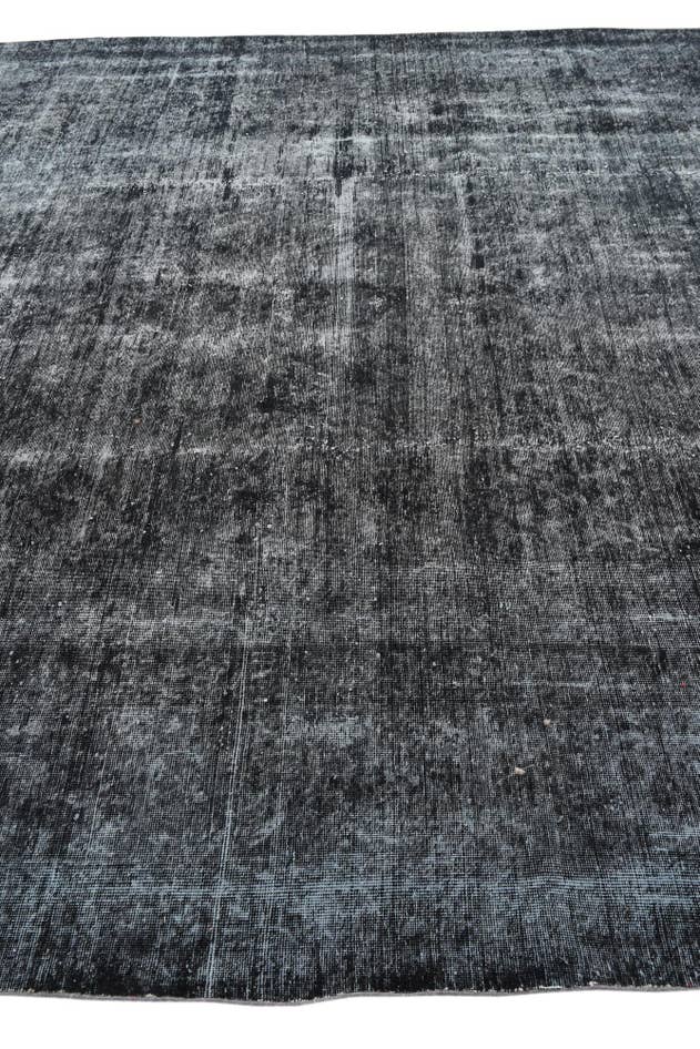 Detail image of 290cm x 370cm Hand Knotted Ultra Vintage Persian Wool Rug
