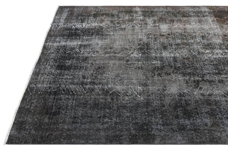 Detail image of 5' 5 x 9' 1 Ultra Vintage Wool Rug