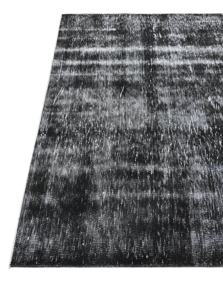 Detail image of 5' 1 x 9' 2 Ultra Vintage Wool Rug
