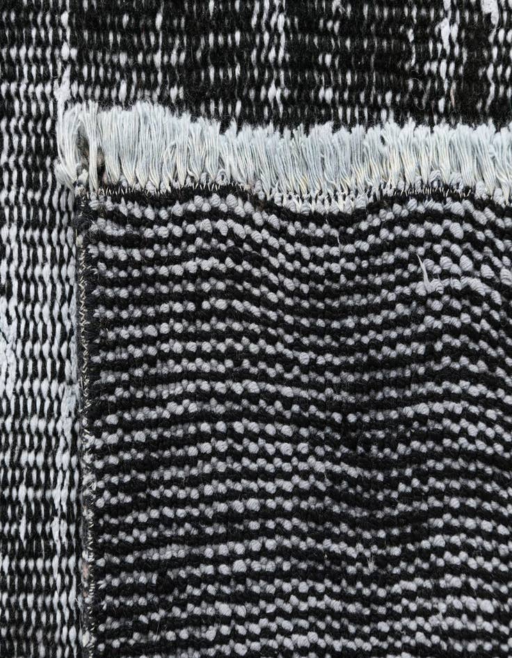 Detail image of 5' 1 x 9' 2 Ultra Vintage Wool Rug