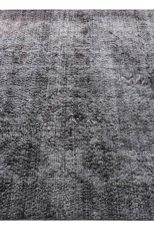 Detail image of 5' 3 x 8' 9 Ultra Vintage Wool Rug