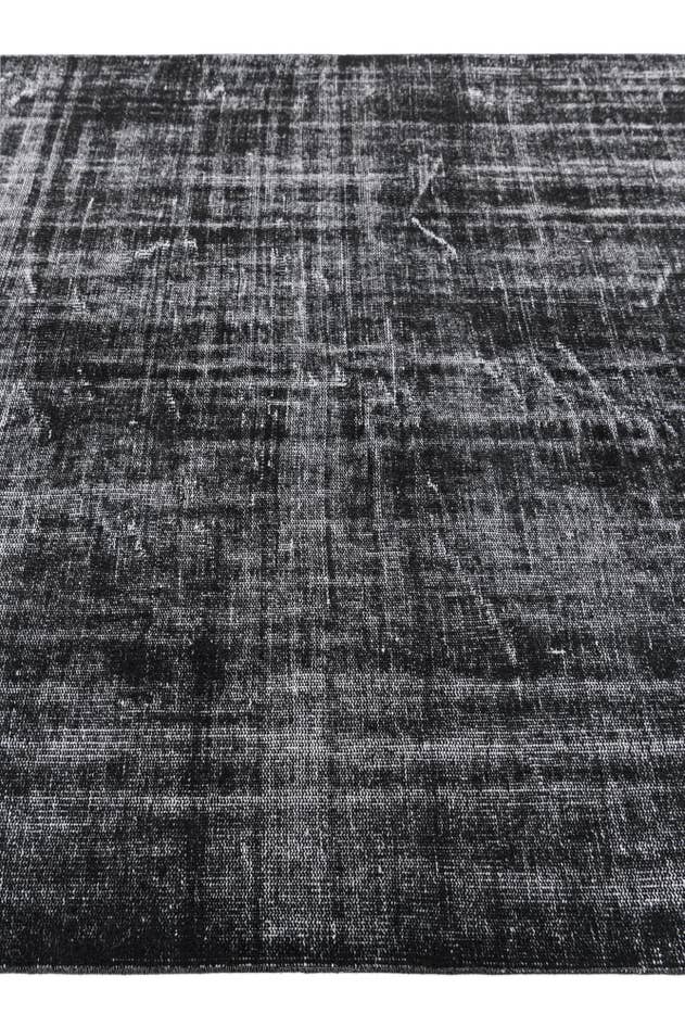 Detail image of 6' 4 x 10' Ultra Vintage Wool Rug