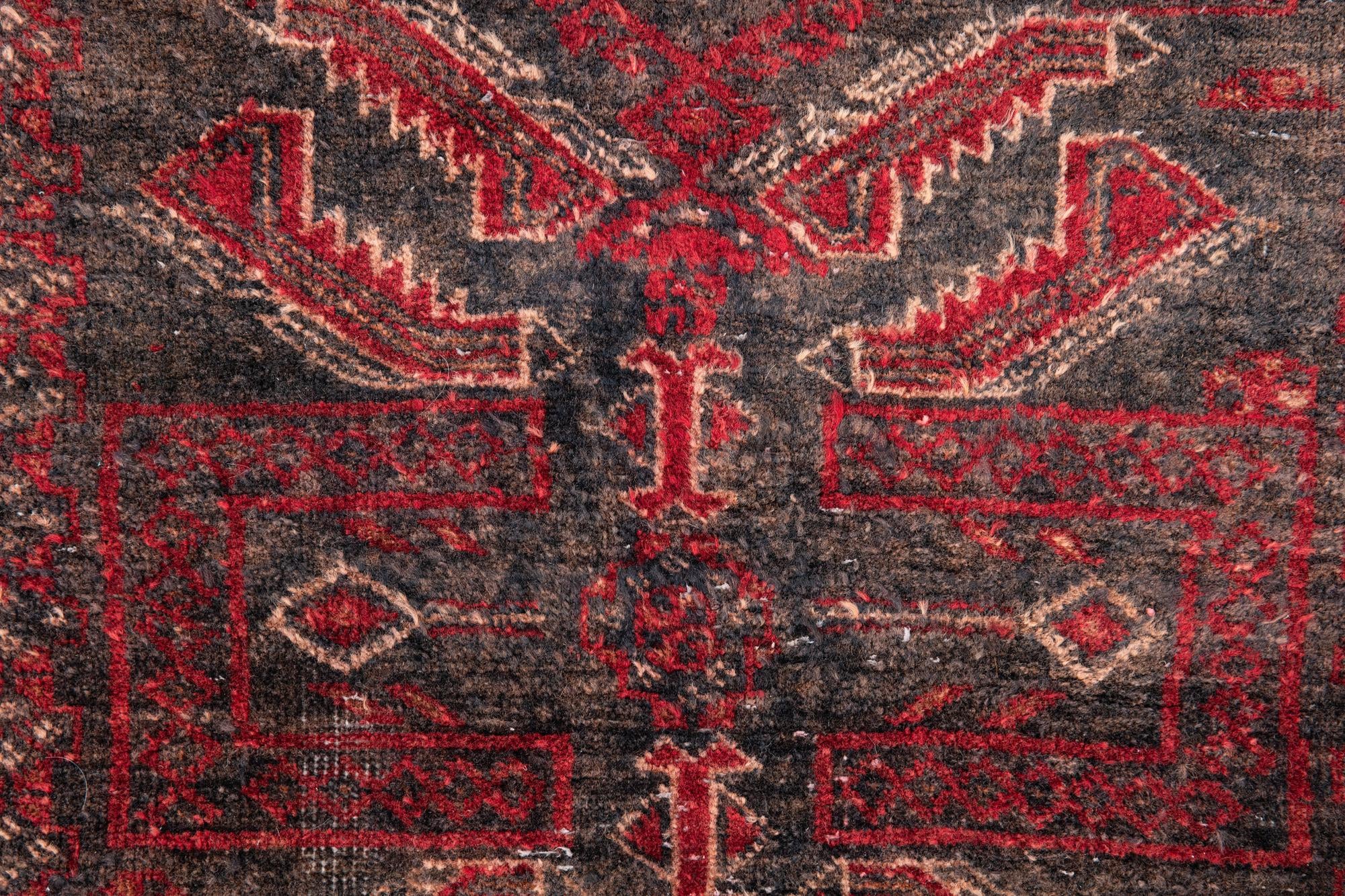 2' 9 x 5' 2 Hand Knotted Ultra Vintage Persian Wool Rug