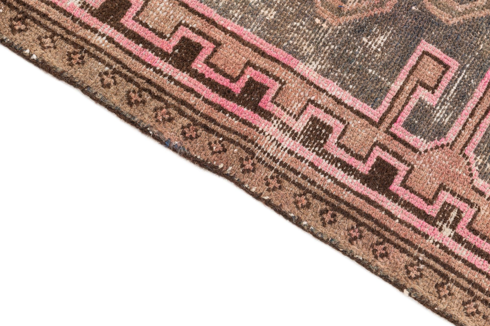 2' 9 x 5' 8 Hand Knotted Ultra Vintage Persian Wool Rug