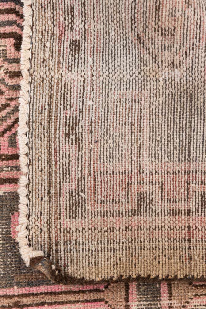 2' 9 x 5' 8 Hand Knotted Ultra Vintage Persian Wool Rug