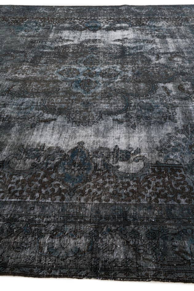 Detail image of 9' x 12' 9 Hand Knotted Ultra Vintage Persian Wool Rug