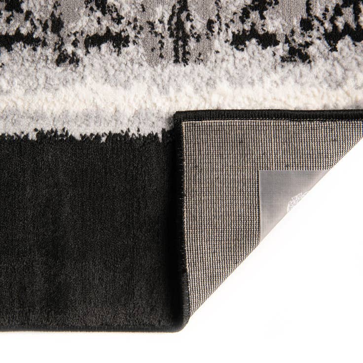 Detail image of 5' 3 x 8' Vince Camuto Rug