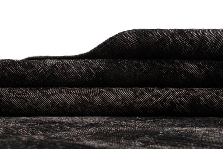Detail image of 9' 10 x 12' 10 Vintage Royal Rug