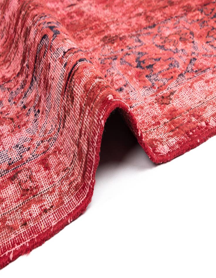 Detail image of 9' 7 x 13' 3 Vintage Royal Wool Rug