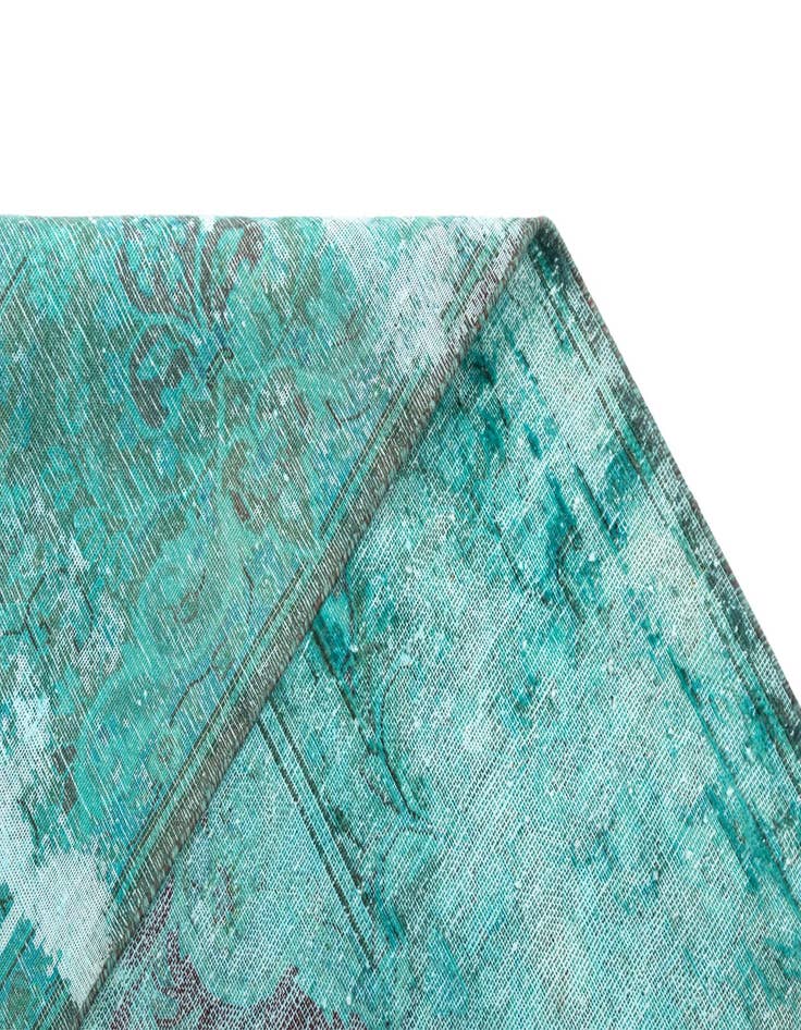 Detail image of 9' 5 x 12' 9 Vintage Royal Wool Rug