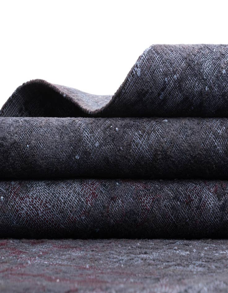 Detail image of 9' 11 x 12' 11 Vintage Royal Wool Rug