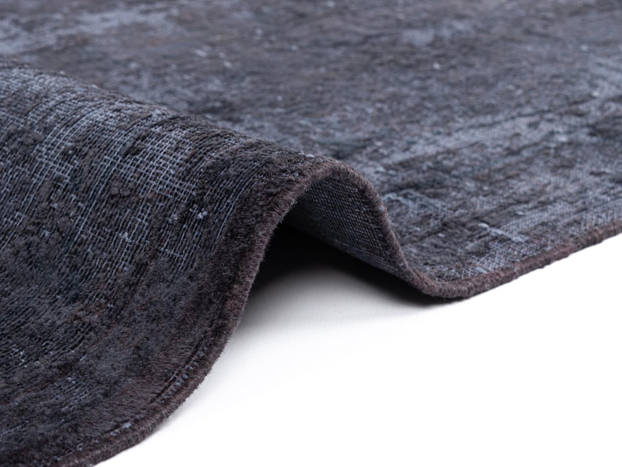 9' 11 x 12' 11 Vintage Royal Wool Rug