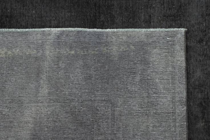 Detail image of 9' 10 x 15' 7 Hand Knotted Vintage Royal Persian Wool Rug