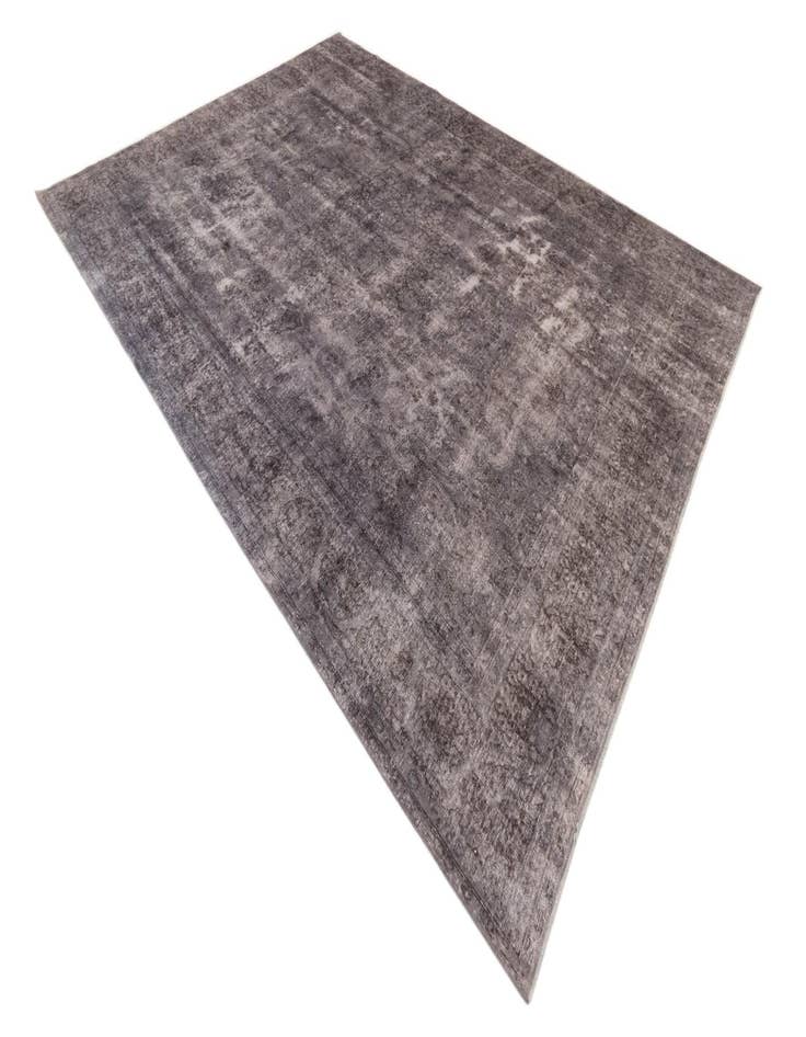 Detail image of 9' 4 x 12' 10 Vintage Royal Wool Rug