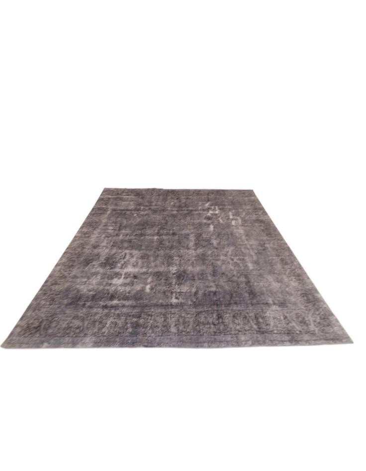 Detail image of 9' 4 x 12' 10 Vintage Royal Wool Rug