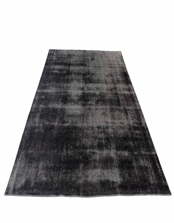 Detail image of 8' x 10' 5 Vintage Royal Wool Rug