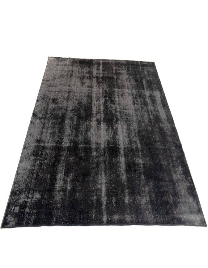 Detail image of 8' x 10' 5 Vintage Royal Wool Rug