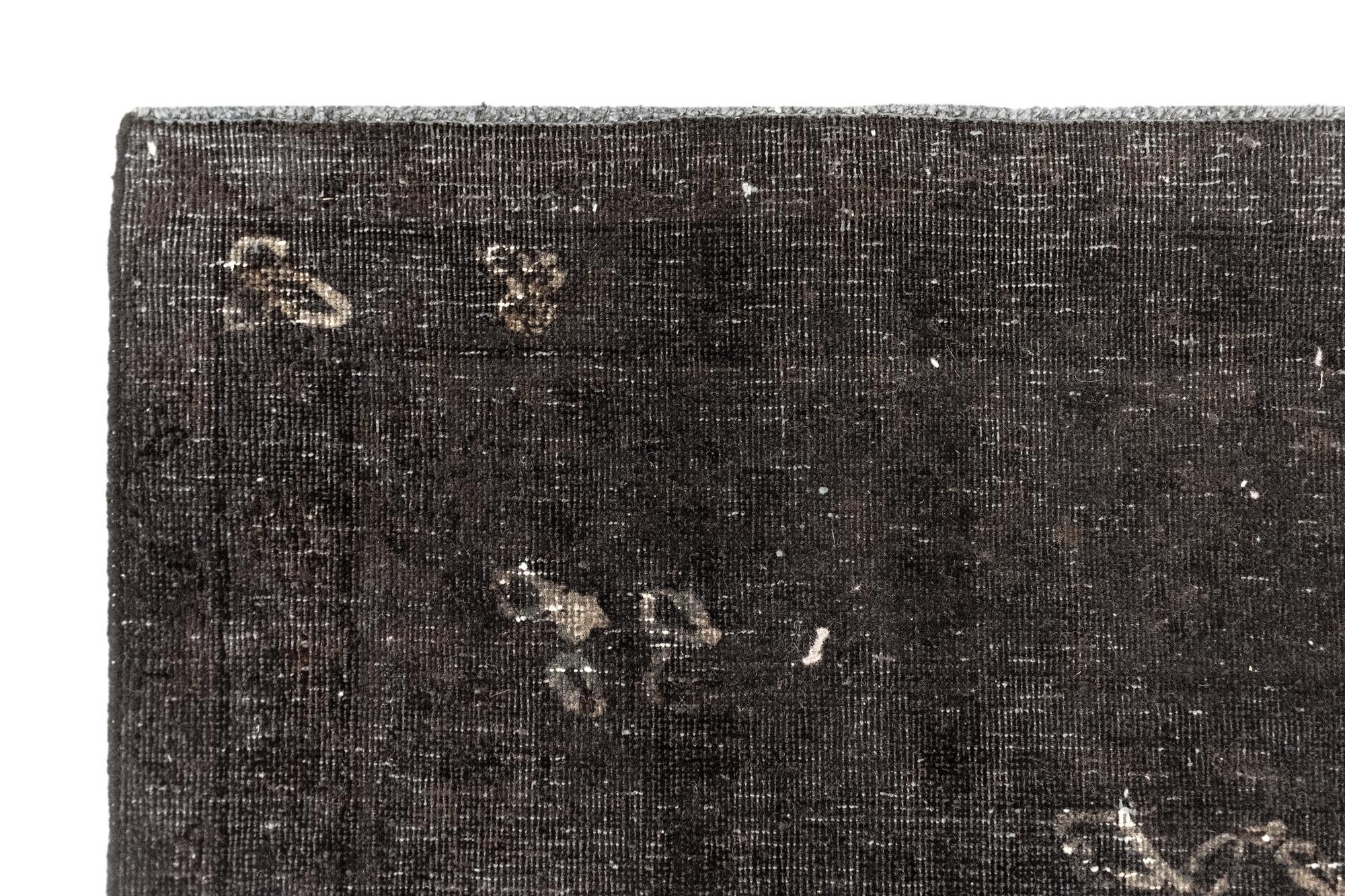 6' 2 x 9' 5 Vintage Royal Wool Rug