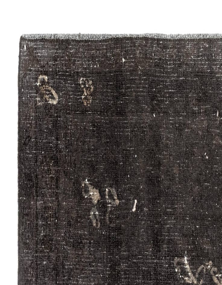 Detail image of 6' 2 x 9' 5 Vintage Royal Wool Rug