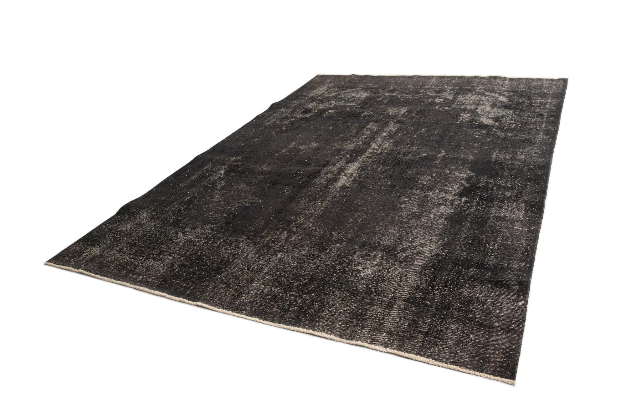 9' 6 x 13' 3 Vintage Wool Rug