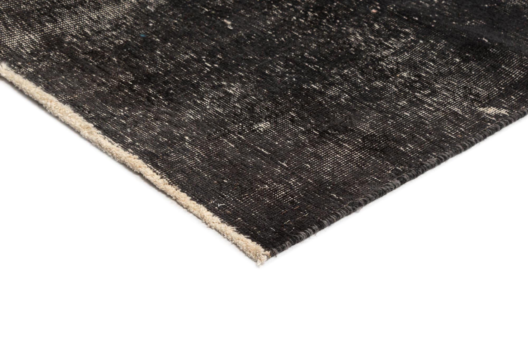 9' 6 x 13' 3 Vintage Wool Rug