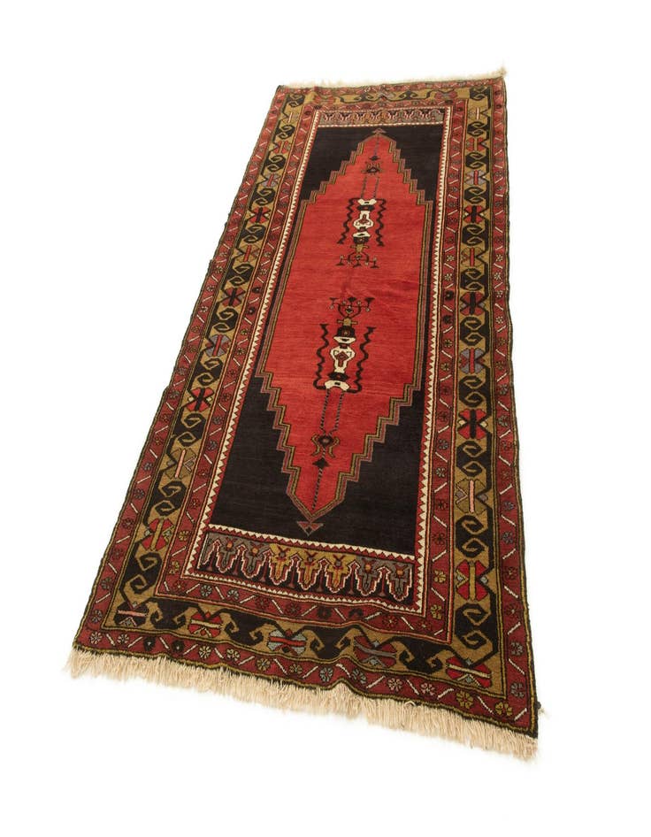 Detail image of 4' 6 x 8' Yuruk Rug