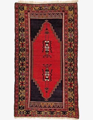 4' 6 x 8' Yuruk Rug