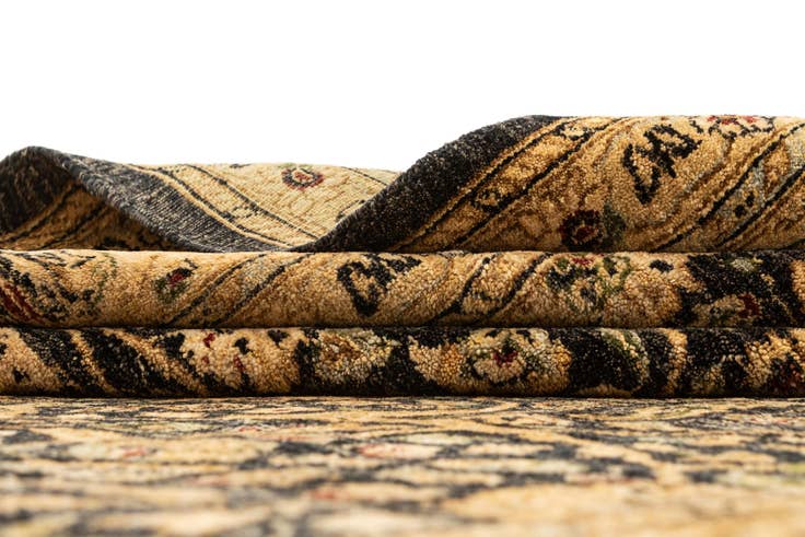 Detail image of 6' x 8' 9 Hand Knotted Ziegler Oriental Wool Rug