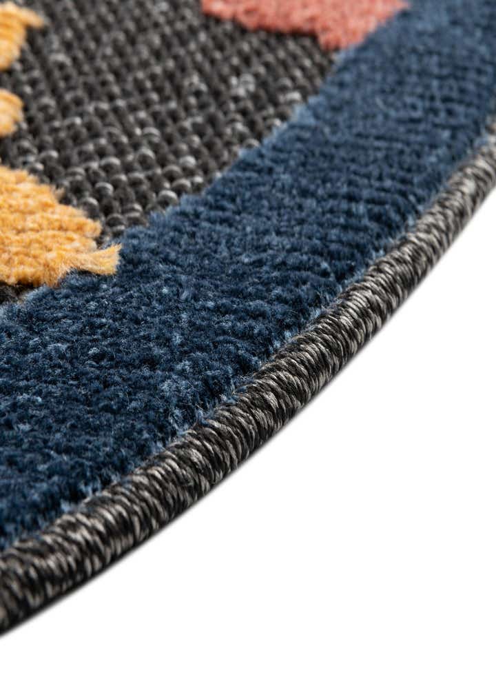 3' 3 x 3' 3 Easy-Clean Belize Indoor / Outdoor Round Rug