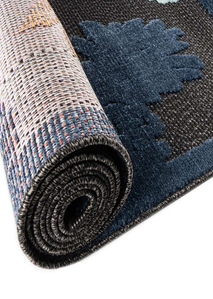 3' 3 x 3' 3 Easy-Clean Belize Indoor / Outdoor Round Rug