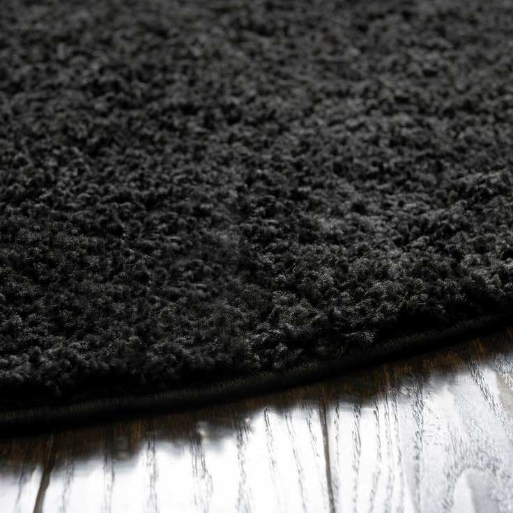 Detail image of 6' x 6' Everyday Shag Round Rug