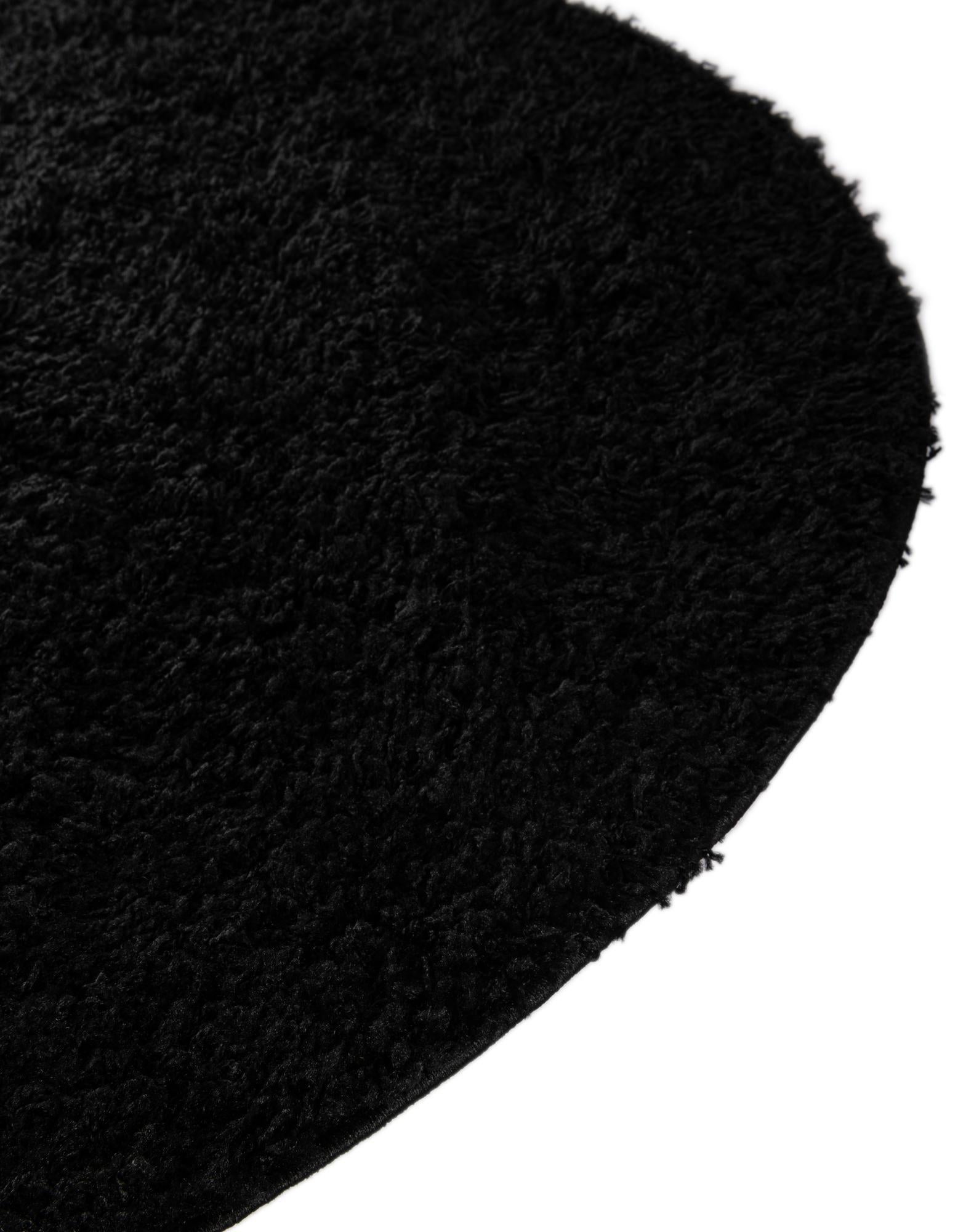 10' 2 x 10' 2 Everyday Shag Round Rug
