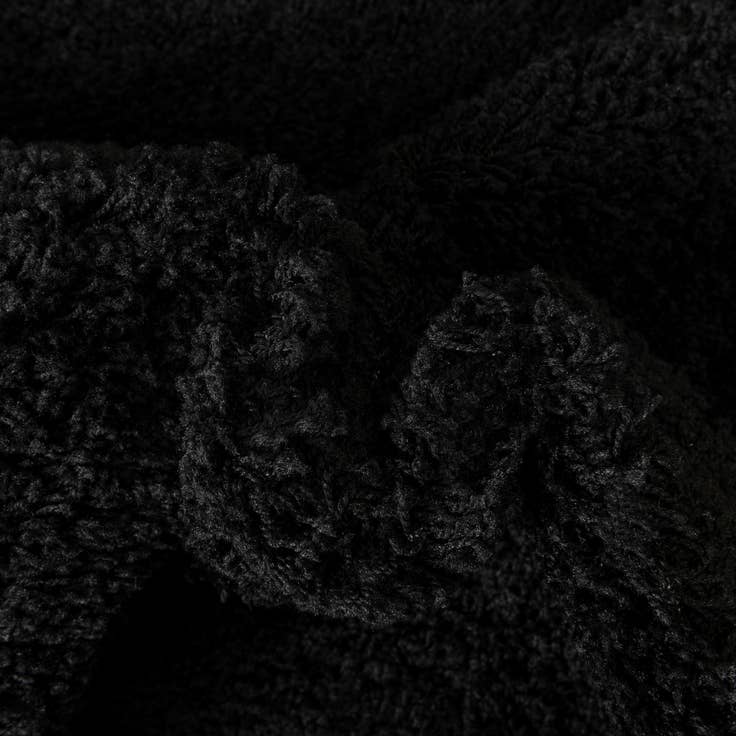 Detail image of 3' 3 x 3' 3 Everyday Shag Round Rug