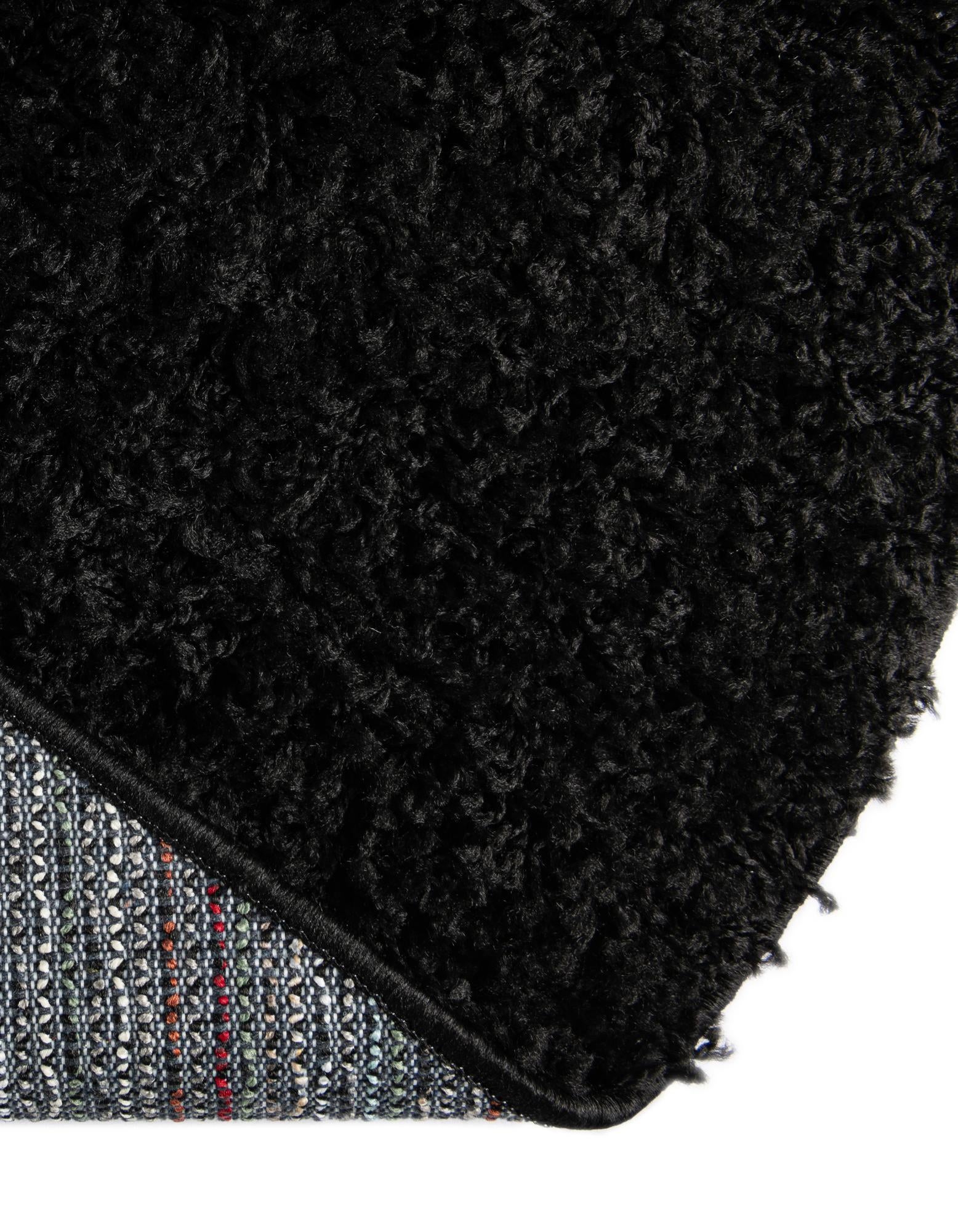 10' 2 x 10' 2 Everyday Shag Round Rug